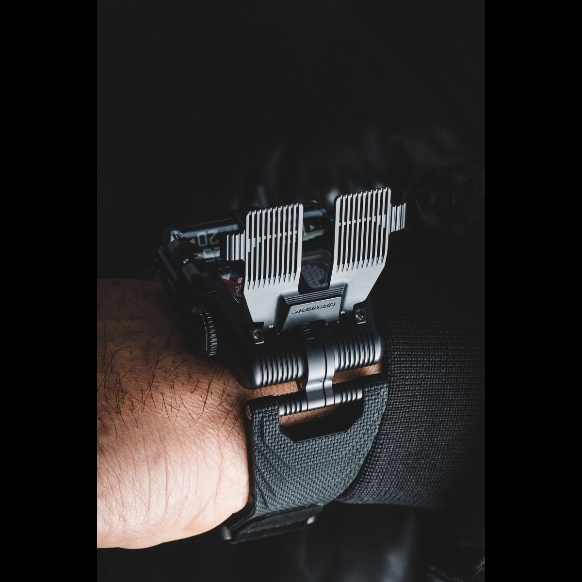 URWERK UR-112 Back to black