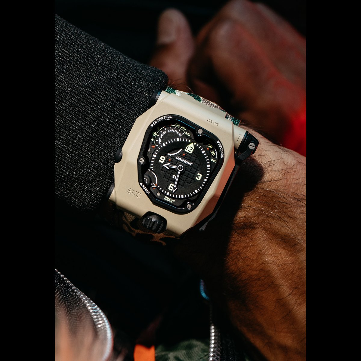 URWERK EMC Desert Sand