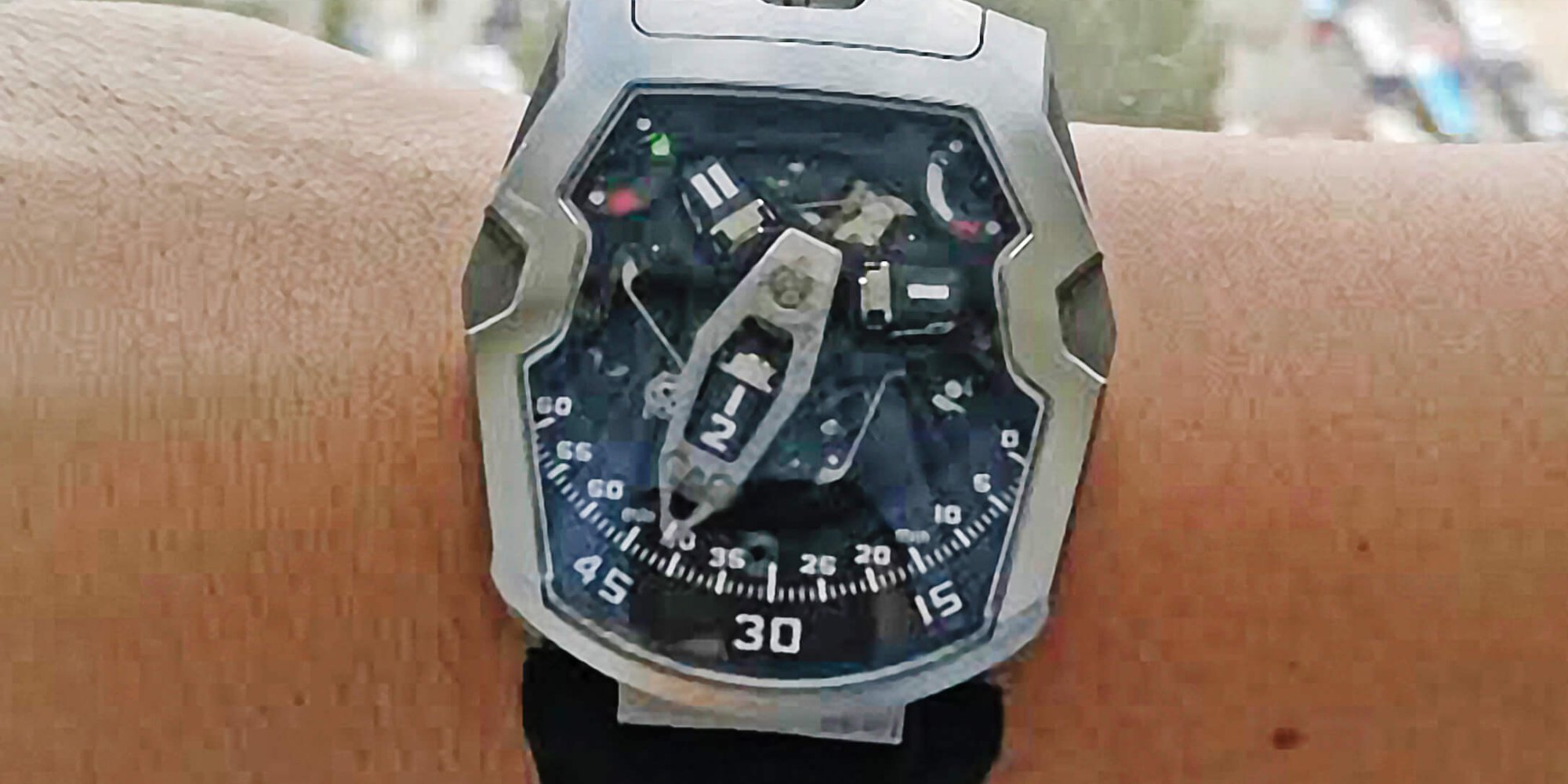 ISAAC's watch URWERK UR-210