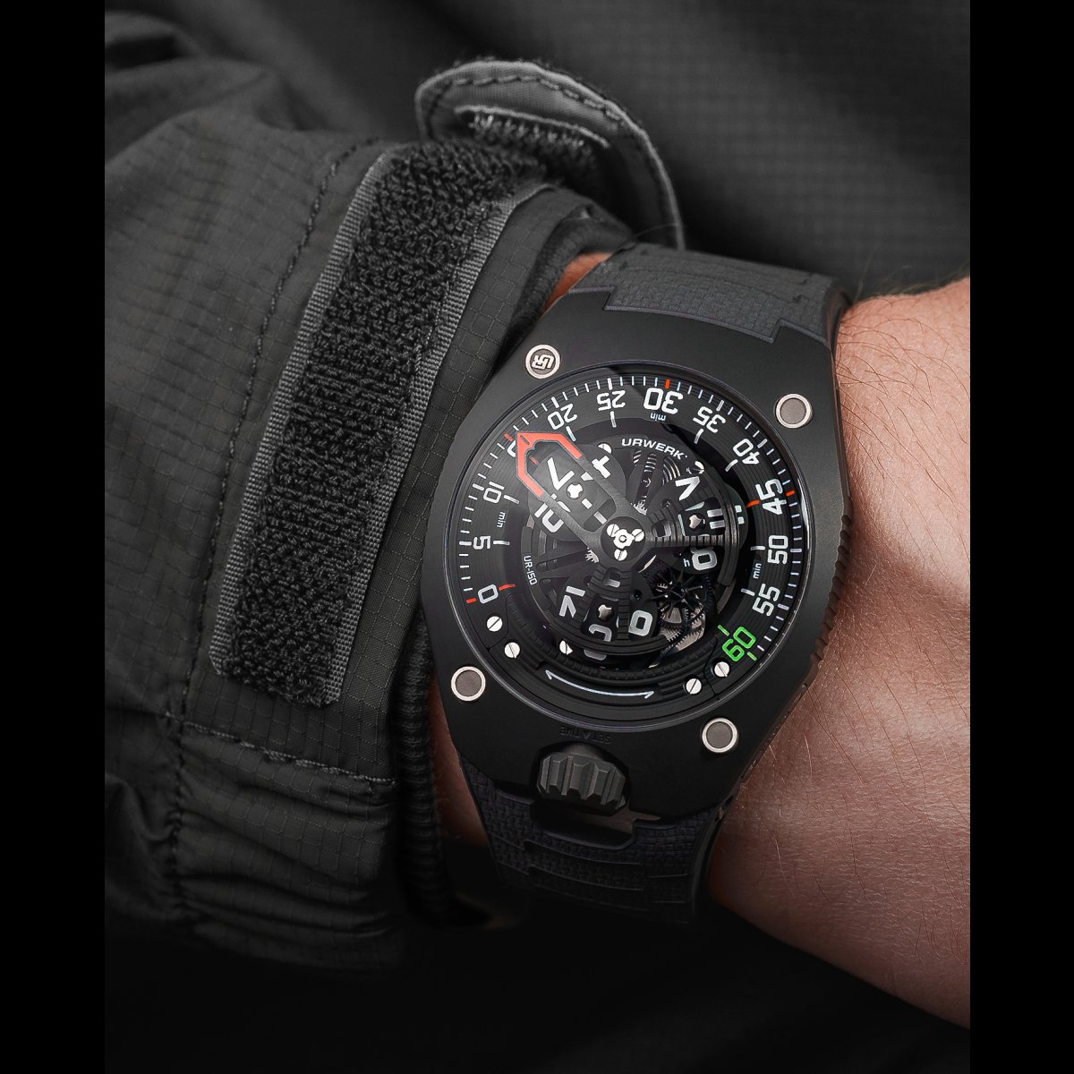 URWERK UR-150 Scorpion 