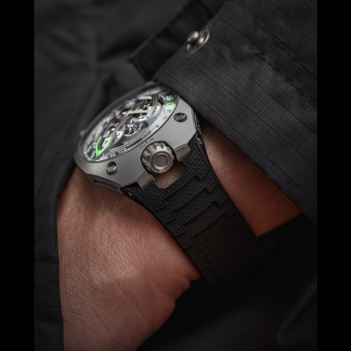 URWERK UR-150 Scorpion 
