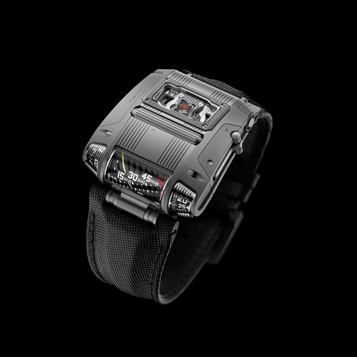 URWERK UR-111C Gunmetal