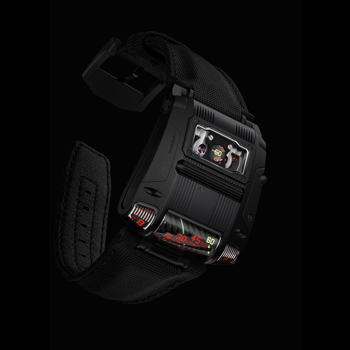 URWERK UR-111C Black